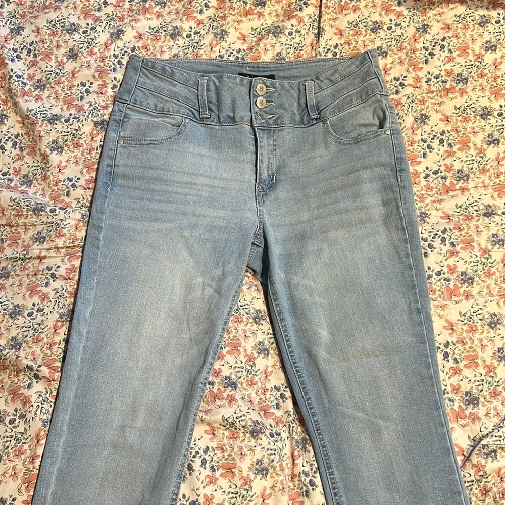 Light Wash High Waisted Skinny Womans Jeans, Size 8